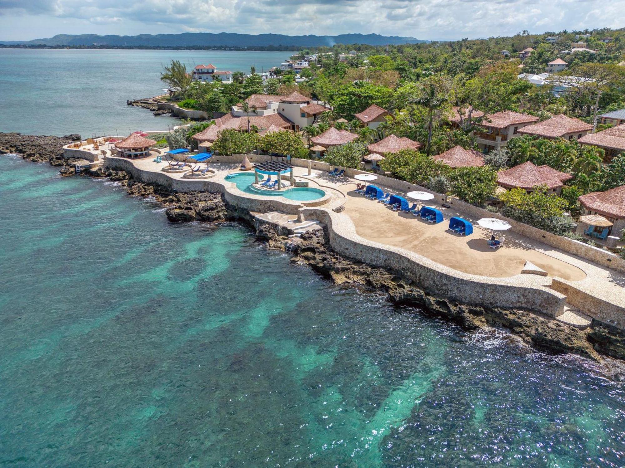 Ocean Cliff Hotel Negril Limited - Adults Only Ngoại thất bức ảnh