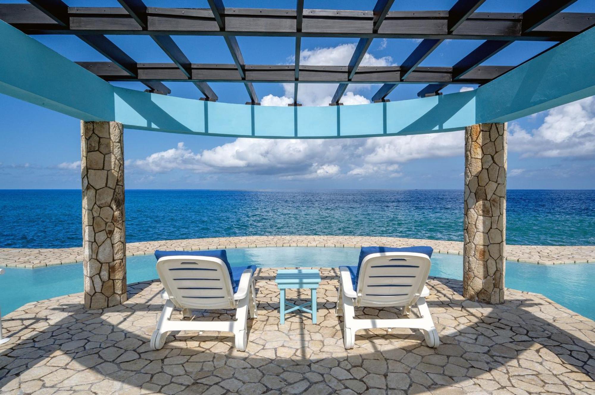 Ocean Cliff Hotel Negril Limited - Adults Only Ngoại thất bức ảnh