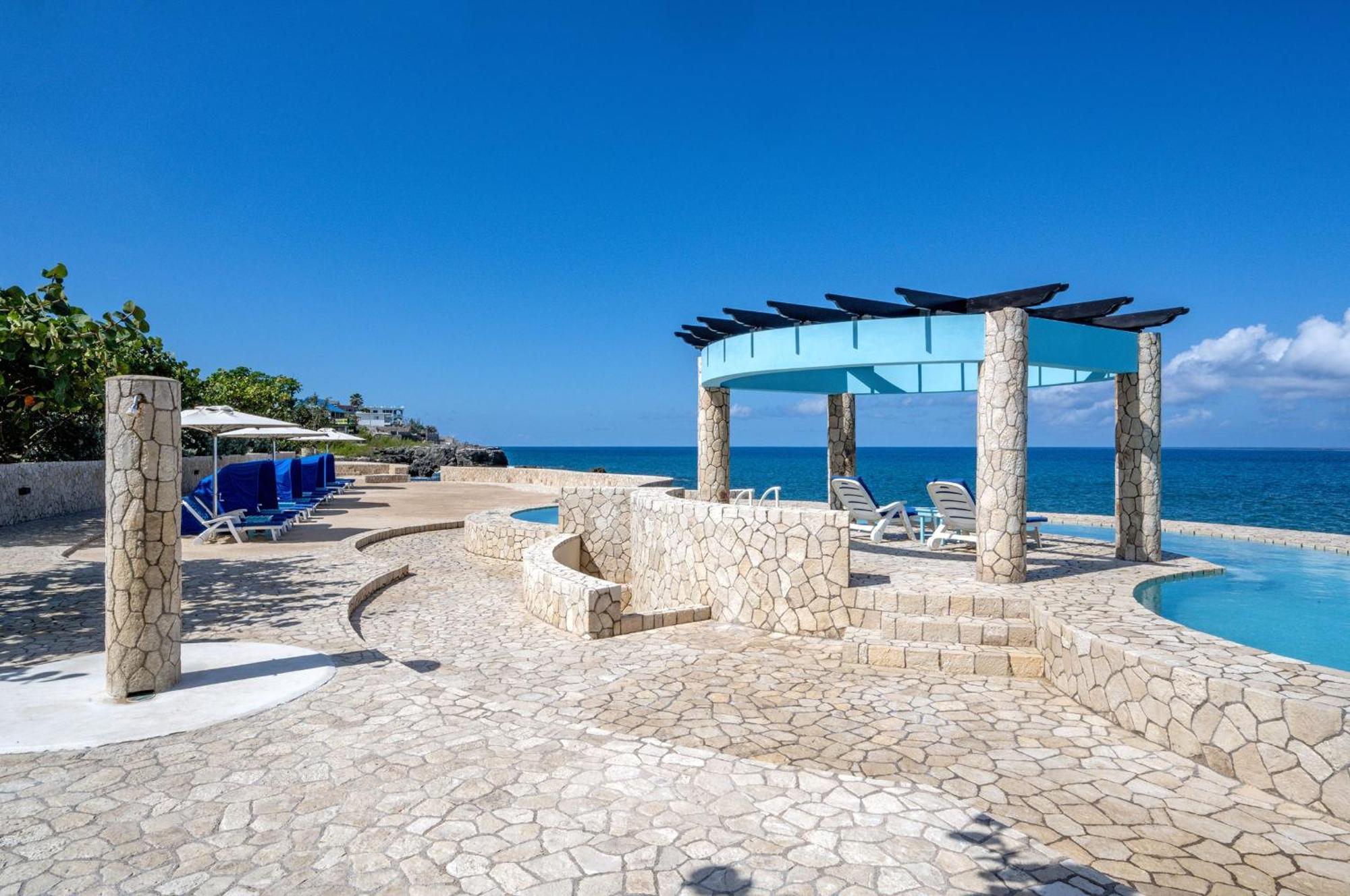 Ocean Cliff Hotel Negril Limited - Adults Only Ngoại thất bức ảnh