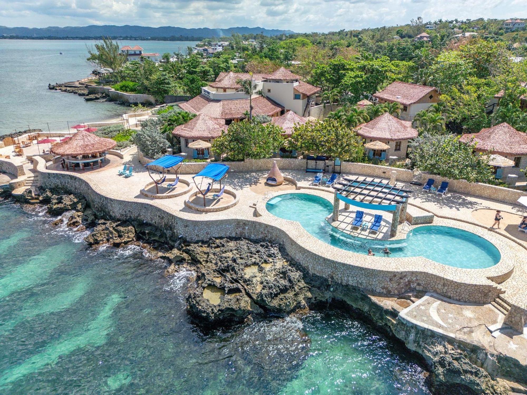 Ocean Cliff Hotel Negril Limited - Adults Only Ngoại thất bức ảnh