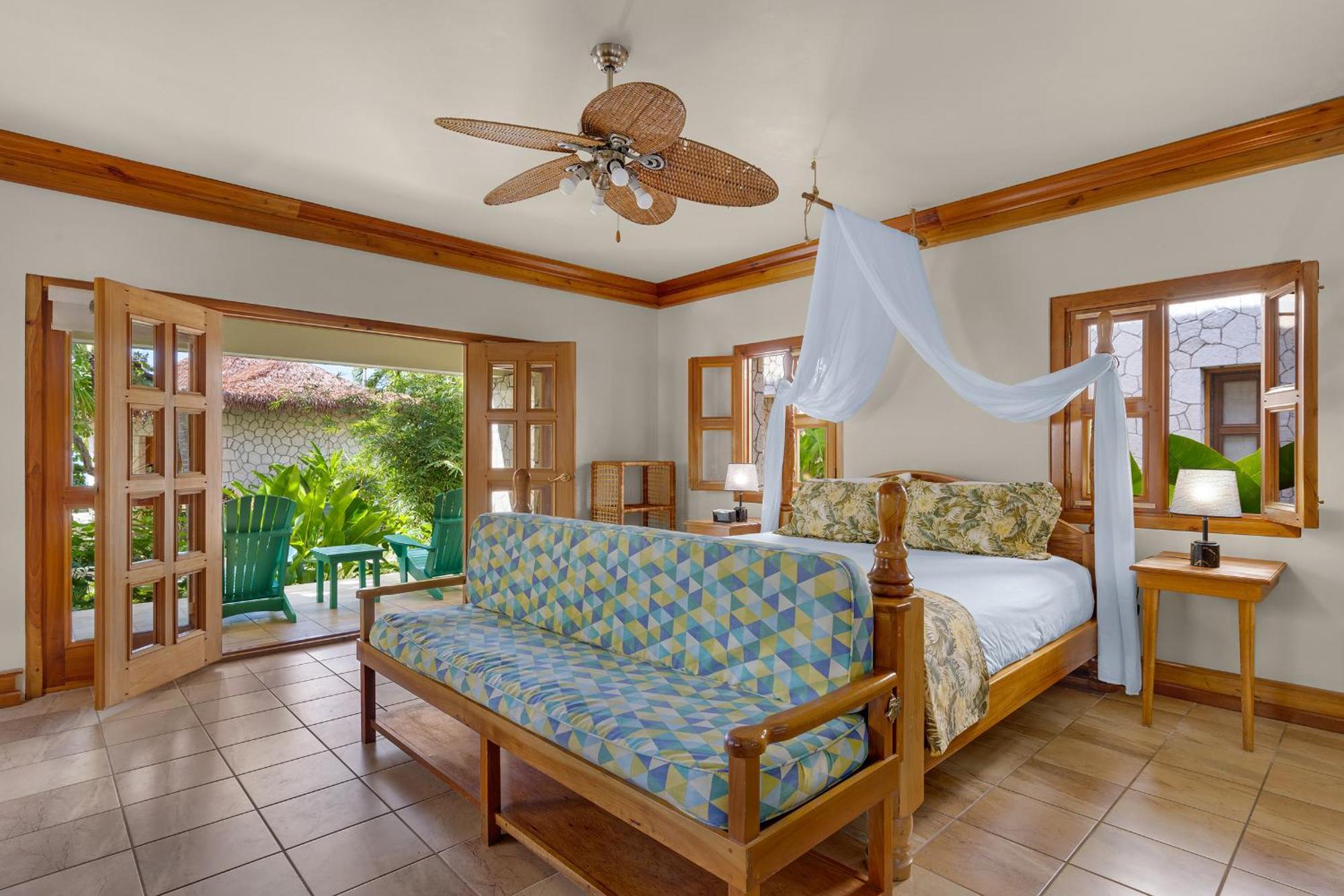 Ocean Cliff Hotel Negril Limited - Adults Only Ngoại thất bức ảnh